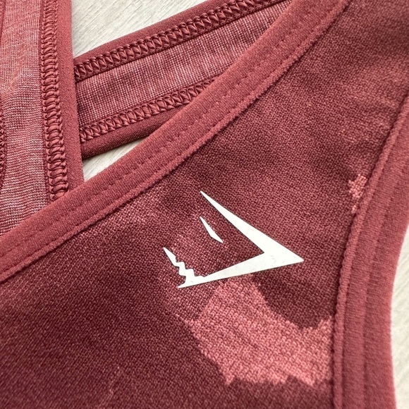 GYMSHARK Adapt Camo Seamless Sports Bra in Savanna Cherry Brown - Picture 2 of 8